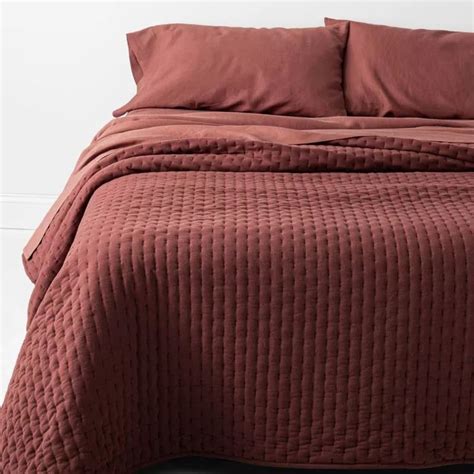 cashmere blend quilt casaluna™ ruffle quilt bed ensemble striped quilt