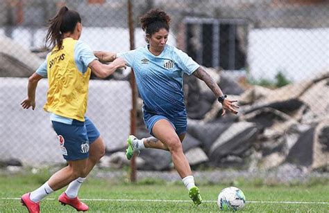 Check spelling or type a new query. Jogadora da seleção brasileira feminina, Cristiane se casa ...