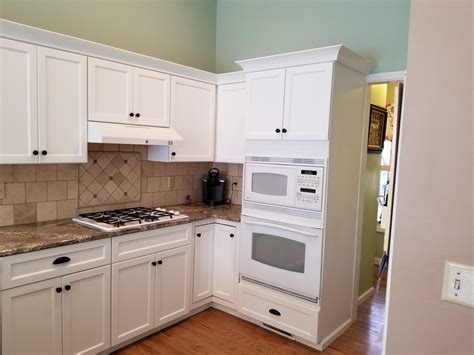 This style is commonly seen in grand halls, hotels, and even homes. Before and After: Crown Molding Options