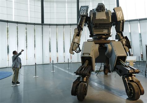 Top 10 Scary Military Robots In Use The Terrifying Tales Vlrengbr