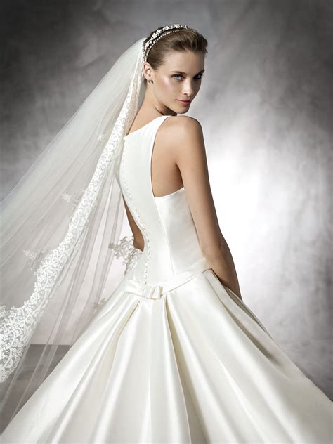 Pronovias Barcaza - Sell My Wedding Dress Online | Sell My Wedding
