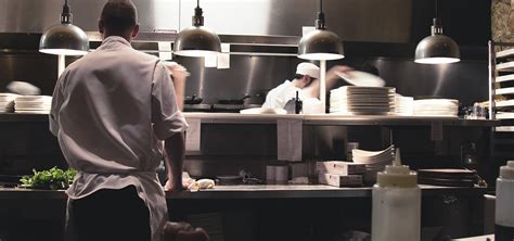 4 Industry Trends To Boost Your Restaurant Business