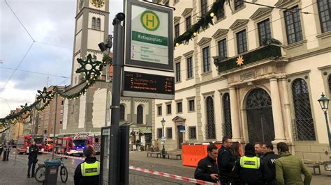 Augsburg: Tragödie am Rathausplatz, Mann springt von Rathaus