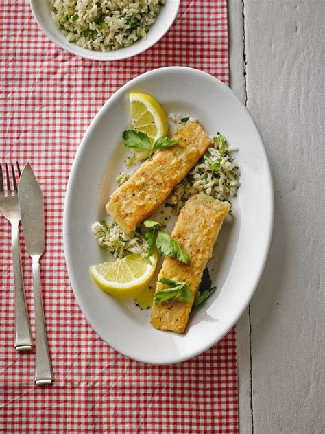 Nun auf dem koenig grill von beiden seiten ca. Gebratener Lachs mit Zitronenkruste von rahza | Chefkoch ...