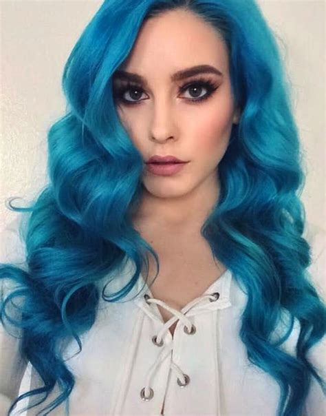 Get A Turquoise Hair Dye To Stand Out In The Crowd Turquoise Hair