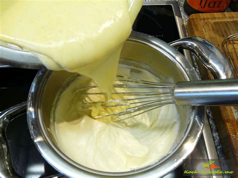 Rhabarber Blechkuchen Quark - Öl - Teig und Streusel