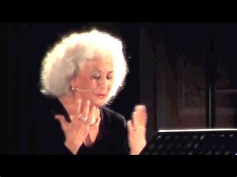 Isa danieli è tra gli ospiti di via dei matti numero 0. Isa Danieli dal Reading "Incanto di donne" legge "In nome ...