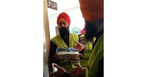 un affiliated ngo united sikhs rushes relief supplies for pakistan flood victims