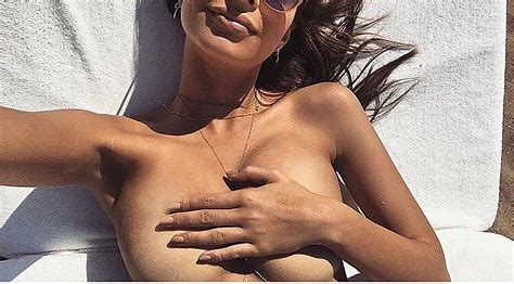 Emily Ratajkowski Sexy And New Nudes In Jun 2017 Scandal