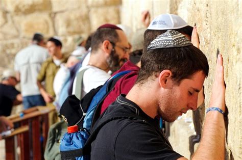 The Western Wall Place Of Tears Prayer And Conflict Messianic Bible