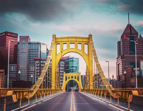 Pittsburgh Bridge Tonimoinimi