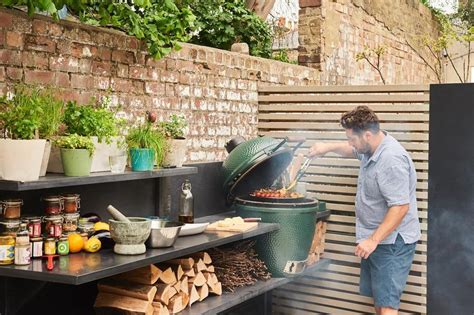 But don't think of the cabinets as just something to hold up the grill and the countertops. Outdoor kitchen ideas for your garden: upgrade your BBQ ...