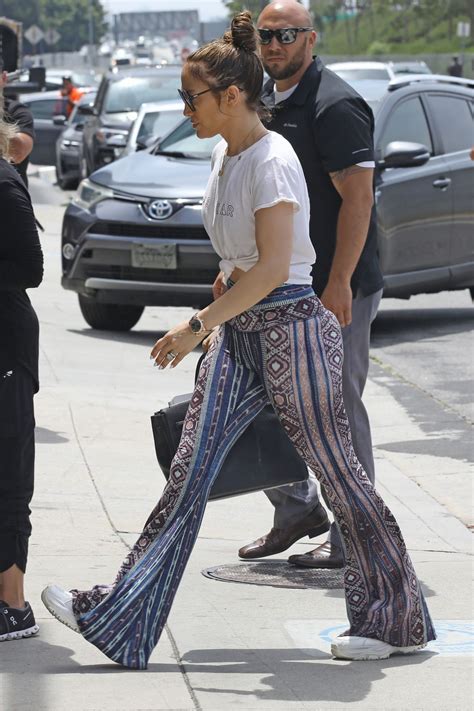 Jennifer Lopez Style Clothes Outfits And Fashion Celebmafia