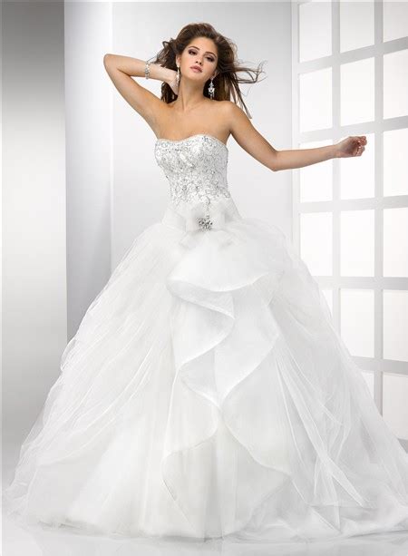 Ball Gown Sweetheart Puffy Tulle Wedding Dress With Embroidery Beading
