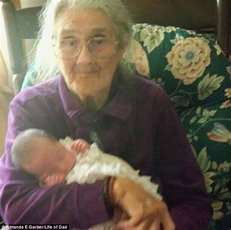 Rosa Camfield 101 Holding Her Great Granddaughter In Heartwarming