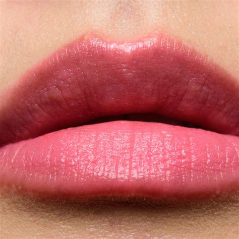 Guerlain 677 Sheer Shine Rouge G Lip Color Review And Swatches