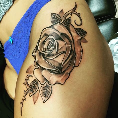 New Side Thigh Rose Tattoo☺️ Beauty Pinterest Thighs