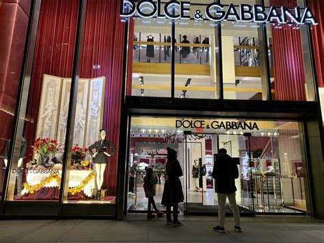 Arriba 57 Imagen Dolce Gabbana New York Store Abzlocal Mx