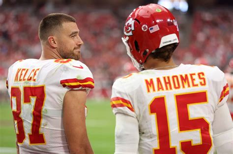 Graphic Shows How Important Travis Kelce Is For Patrick Mahomes