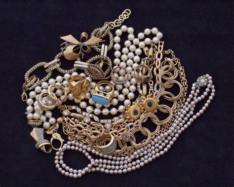 Vintage, Estate, Antique and Costume Jewelry: What’s What? - Gold Unlimited