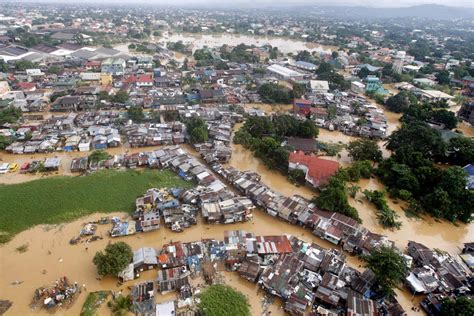 Banjir dan Kegagalan Pembangunan - The Indonesian Institute