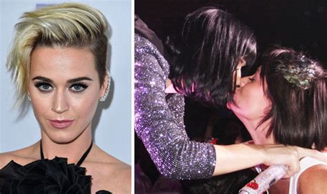 Katy Perry Didnt Just Kiss A Girl Singer Finally Reveals Sensational Truth Wowi News