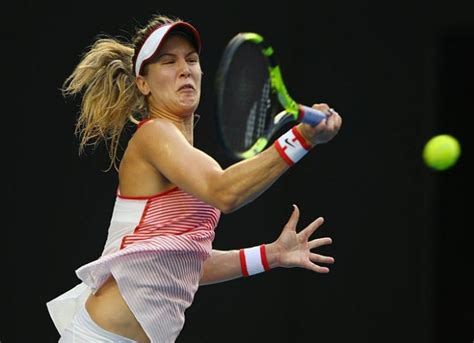 Eugenie Bouchard Honors Super Bowl Twitter Bet Meets Date For Nets