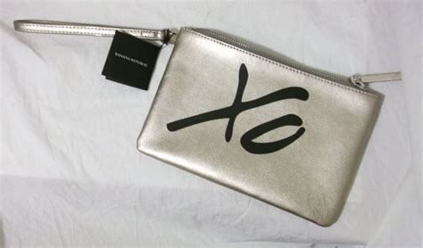 (gap) and ge capital retail bank (gecrb) as the issuer of the banana republic luxe visa® card (card). *RARE* BANANA REPUBLIC COLLECTION METALLIC LUXE CARD GIFT XO BAG CLUTCH PURSE #BananaRepublic # ...