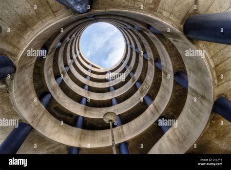 Spiral Parkhaus In Amsterdam Niederlande Ansicht Von Unten Stockfotografie Alamy