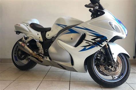 They are available in black, red, white, yellow, pink, orange and purple. Suzuki Hayabusa for sale in Gauteng | Auto Mart