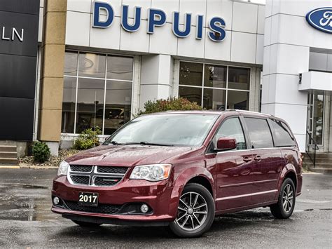 2017 Dodge Grand Caravan Sxt Premium Plus Rrrubyredmet Dupuis