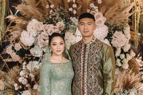 We did not find results for: Dekorasi Lamaran Nikita Willy, Mewah Bernuansa Gold dengan Bunga Asli
