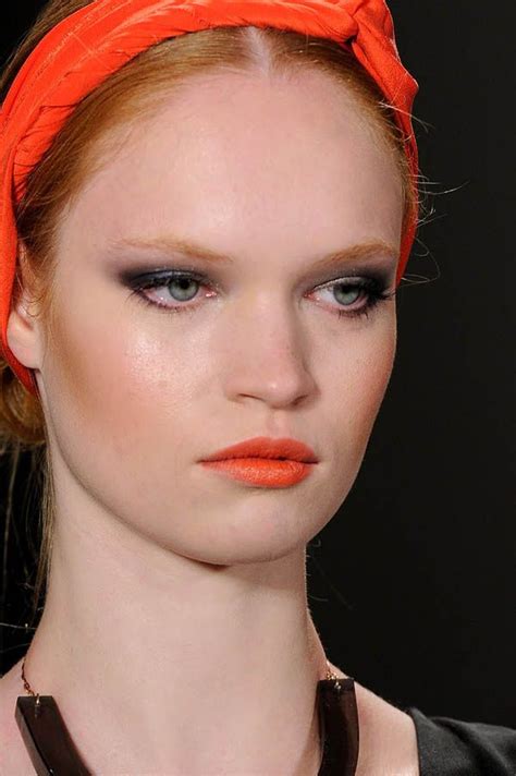 7 Ways To Incorporate Coral Makeup Coral Makeup Orange Lipstick