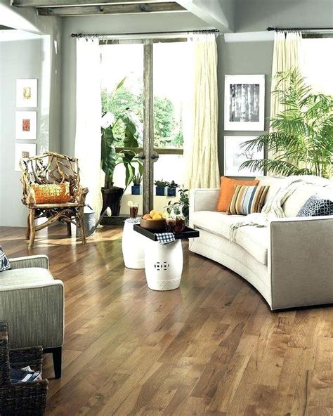 20 Marvelous Living Rooms With Hardwood Floors Interior Design