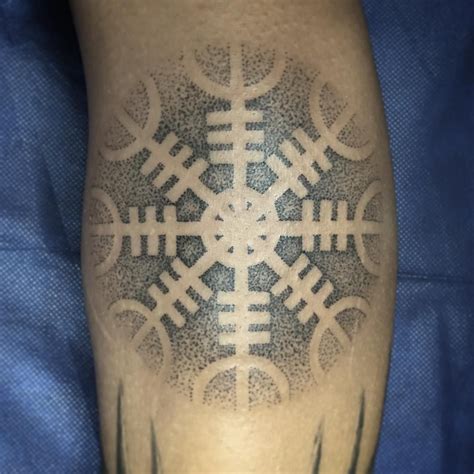 There are many vegvísir tattoos on tumbler and instagram, usually based on the davíðsson or old wikipedia versions. Finished the week with this aegishjalmur #aegishjalmur# ...