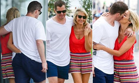 Samantha X Puts And Reporter Ryan Phelan Head Out In Bondi Daily Mail Online
