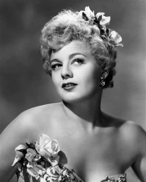 Sexiest Photos Of Shelley Winters Are Really Attractive Sexy Celebs