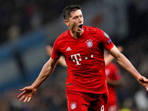 Robert Lewandowski Scores Late Winner For Bayern Munich Against
