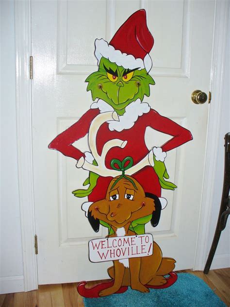 Now that the grinch's heart has grown 3 sizes bigger, the grinch has offered to deliver all orders over $49 for free. NEW GRINCH & MAX THE DOG CHRISTMAS DECOR.YARD ART | Grinch ...