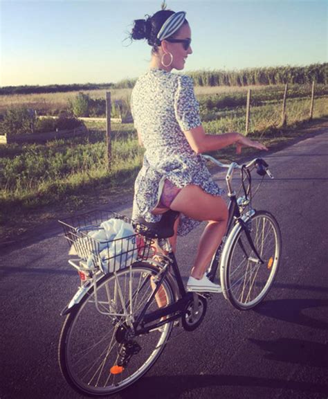 Katy Perry Flaunts Pert Derri Re As She Flashes Lacy Underwear On Very Cheeky Bike Ride
