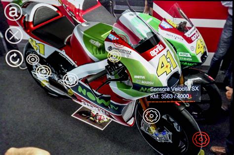 Gallery helm helm spesial winter test 2018 motogp. Aprilia Debuts Augmented Reality Helmet for MotoGP ...