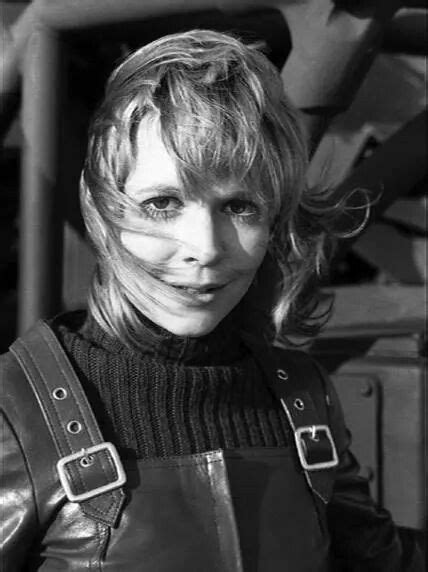 Katy Manning As Jo Lovely Picture Very Au Naturel Doctor Who