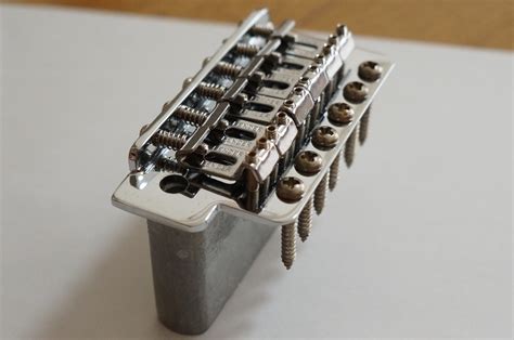 Fender Standard Vintage Style Stratocaster Tremolo Bridge ストラト シンクロ