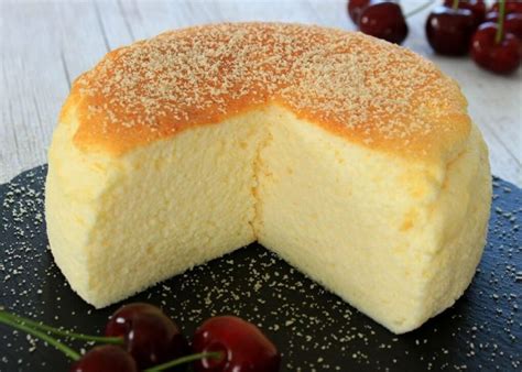 Zuckerwatte Käsekuchen mit nur 3 Zutaten
