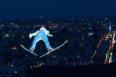 Schnell waren sie vorbei wie der sprung eines skispringers: LIVE: Training und Qualifikation in Sapporo - skispringen.com