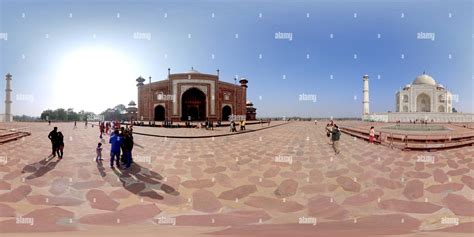 360° View Of Taj Mahal Alamy