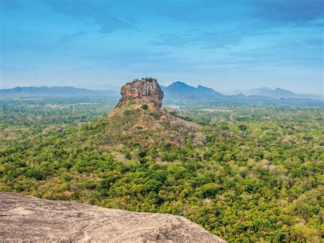 Ayubowan Lets Travel Sri Lanka