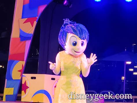 Pictures Pixar Pals Dance Party At Tomorrowland Terrace The Geeks