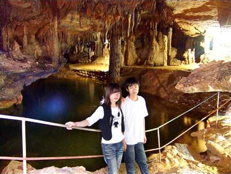 Yangshuo Caves Water And Moon Hill Full Day Tour Privé Getyourguide