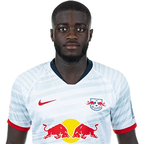 ) yussuf poulsen of leipzig, dayot upamecano of leipzig, lukas klostermann of leipzig and ibrahima konate of leipzig form a wall during the bundesliga match between fc bayern muenchen and rb. Dayot Upamecano | fm-bundesliga.de